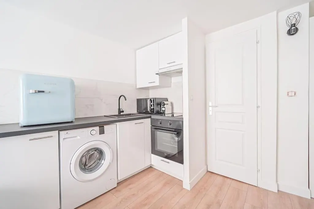 Apartment Studio Paris Centre - Republique